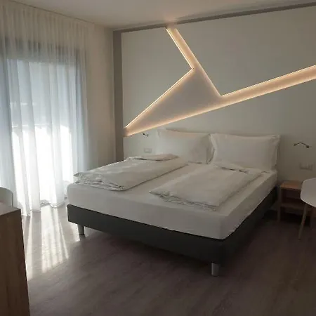 Riviera Riva