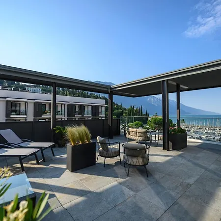 Riviera Hotel Riva del Garda