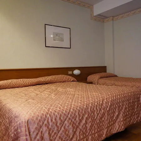 Riviera 3* Riva del Garda