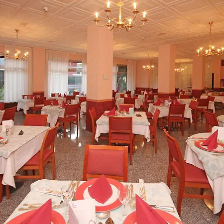 Riviera Hotel Riva del Garda